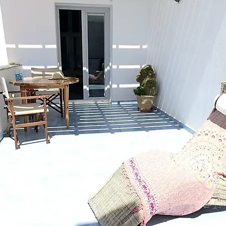 Innaxos Studios, Grotta Area, Naxos Town 3* Naxos City