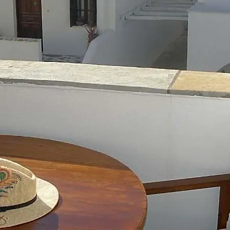 ホテル Innaxos Studios, Grotta Area, Naxos Town